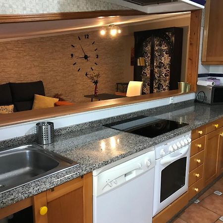 Apartamento Con Amplia Terraza Cerca Del Hospital Clinico Сантьяго-де-Компостела Экстерьер фото