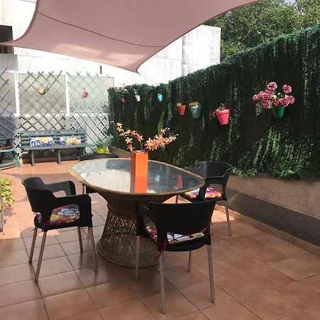 Apartamento Con Amplia Terraza Cerca Del Hospital Clinico Сантьяго-де-Компостела Экстерьер фото